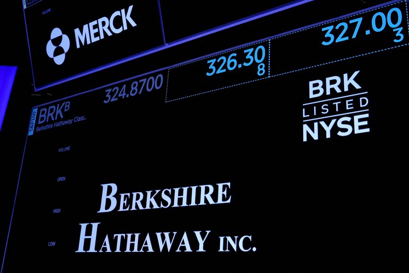 Berkshire disclosed in a U.S. Securities and Exchange Commission filing that it spent approximately USD 176 million on three separate purchases of Occidental Petroleum shares since Thursday.
Image Source: WTAQ